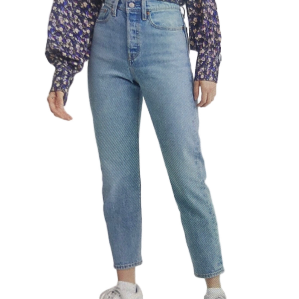 Levi’s Wedgie Straight Ankle Women’s Light Blue Denim Jeans Sz 29